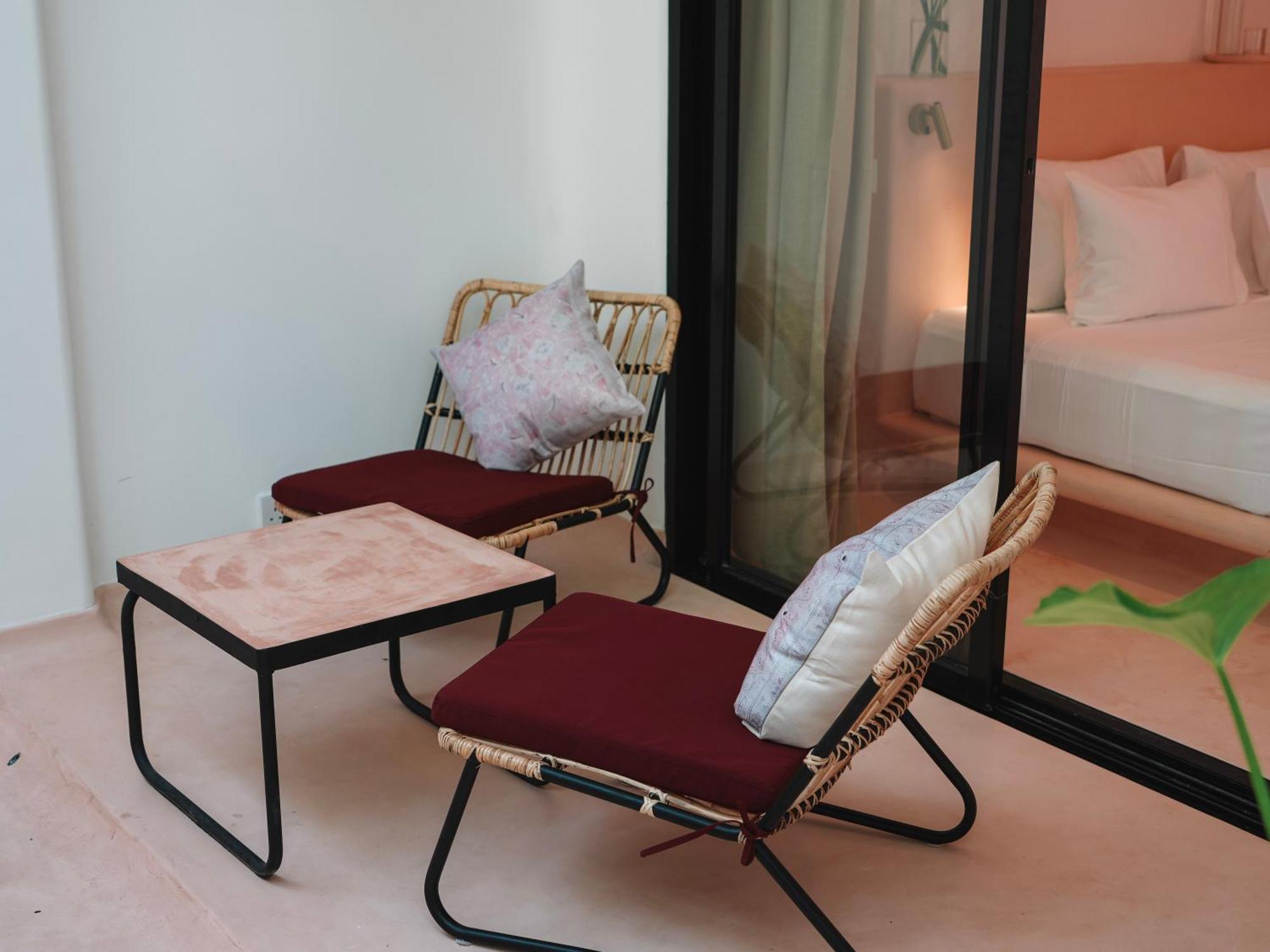 Animals Hotel Ahangama Room photo